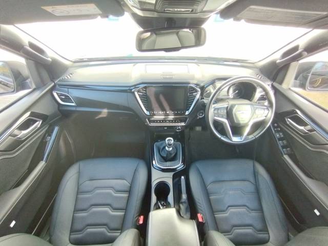 2025 Isuzu D-max 1.9 V-Cross Double Cab 4x4