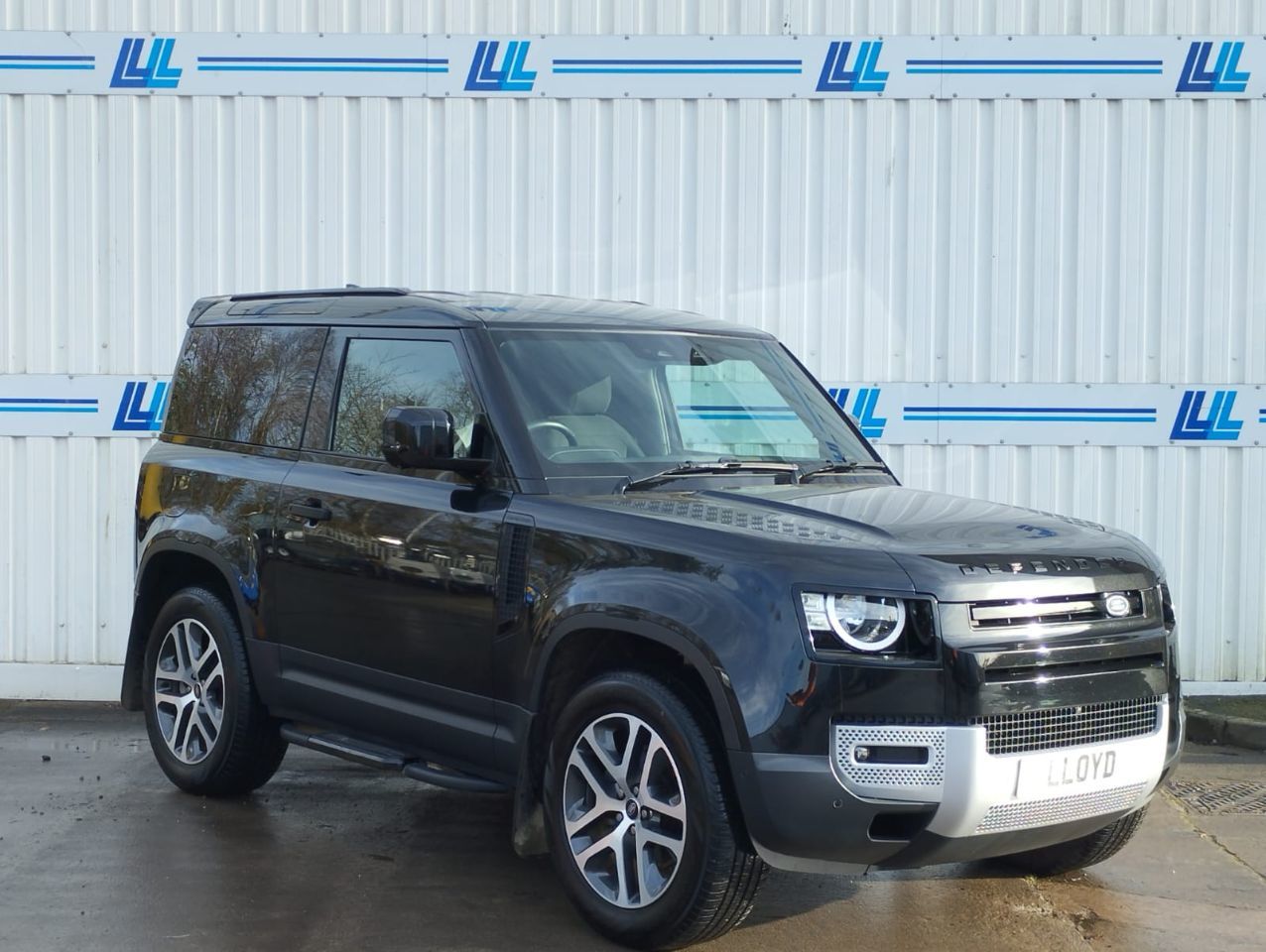 2023 Land Rover Defender