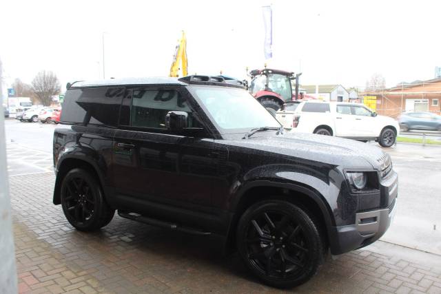 2025 Land Rover Defender 90 3.0 D250 MHEV S Hard Top SUV 3dr Diesel Auto 4WD SWB Euro 6 (s/s) (249 ps)