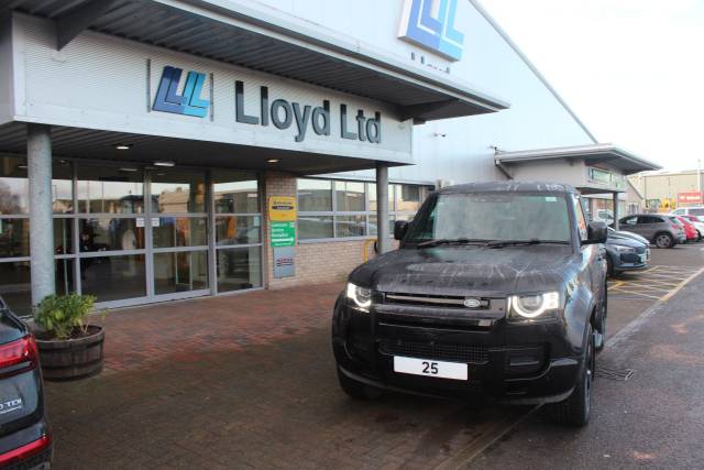 2025 Land Rover Defender 90 3.0 D250 MHEV X-Dynamic SE Hard Top SUV Auto 4WD SWB Euro 6 (s/s) 3dr