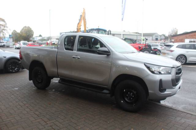 2025 Toyota Hilux 2.4 D-4D Active Extra Cab Pickup 4WD Euro 6 (s/s) 4dr