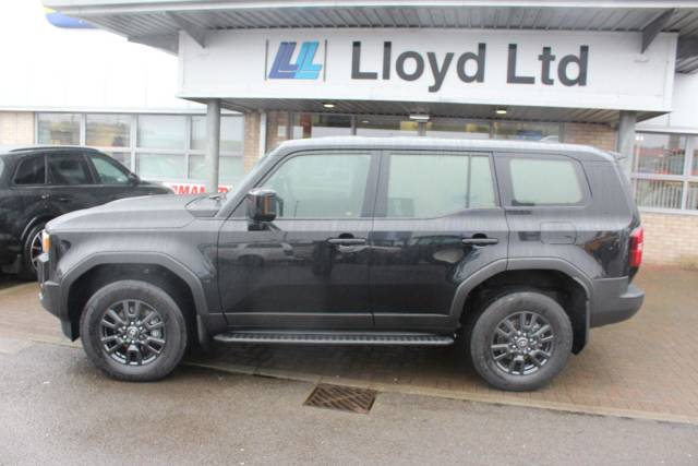 2025 Toyota Land Cruiser 2.8D Auto 4WD LWB Euro 6 (s/s) 5dr