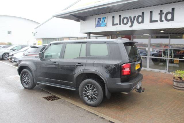 2025 Toyota Land Cruiser 2.8D Auto 4WD LWB Euro 6 (s/s) 5dr