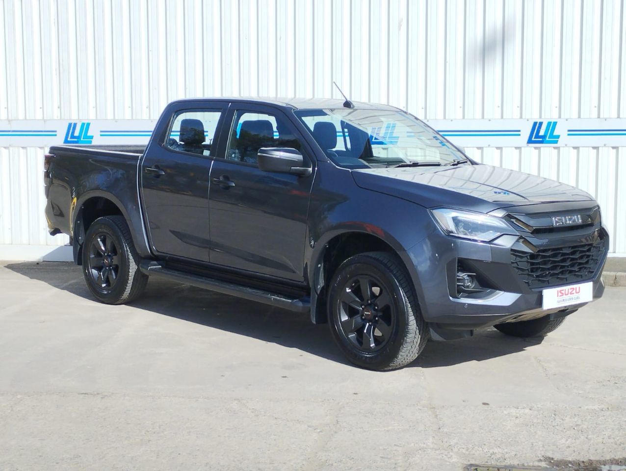 2025 Isuzu D-max