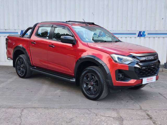 Isuzu D-max 1.9 V-Cross Double Cab 4x4 Auto Pick Up Diesel Orange